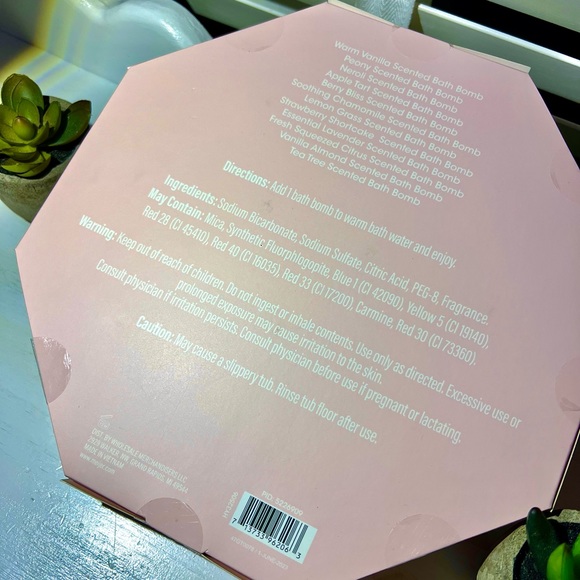 VALENTINE'S DAY GIFT SET ($200 Value) - Picture 3 of 9